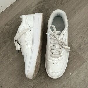 White Low-Top Casual Puma Sneakers